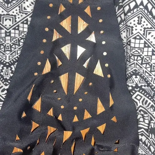 Arizona Jeans ARIZONA JEAN CO Midnight Black & White Geometrical Cut-out Halter Bikini Top XL