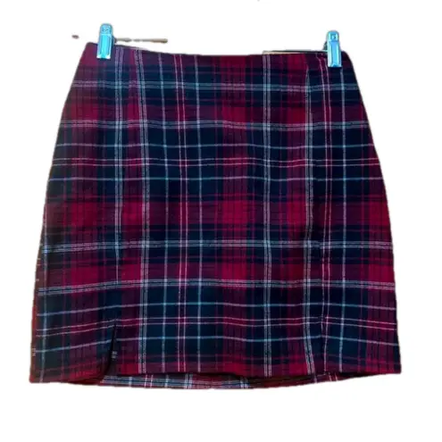 LOVE ON A HANGER Red PLAID flannel MINI SKIRT W FRONT SLITS size 3
