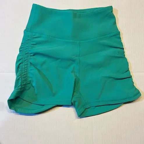 WILO the Label Knot Front Sports Bra/Ruched BikerShorts XSMALL Green Activewear Size XS