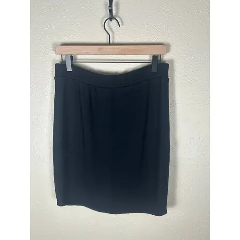 St. John Collection Skirt Size 8 Black Santana Knit Straight Pencil TINY FLAW
