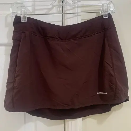 Patagonia  Skirt Skort w/Built in Shorts Deep Burgundy Size Small