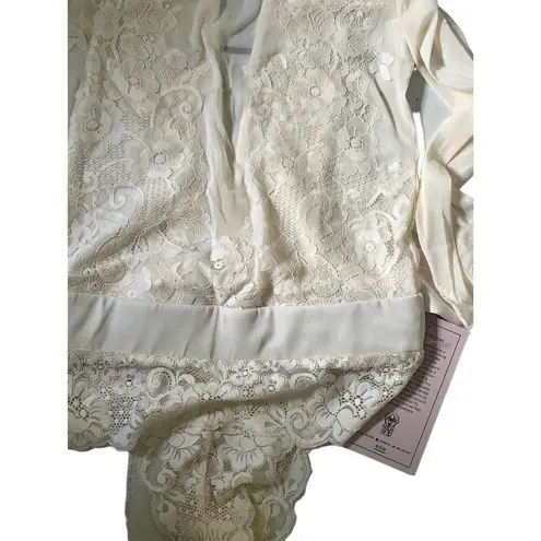 We Are HAH Take Hah Bow Reversible Lacey Bodysuit Cream Pink Women's Size S NWT