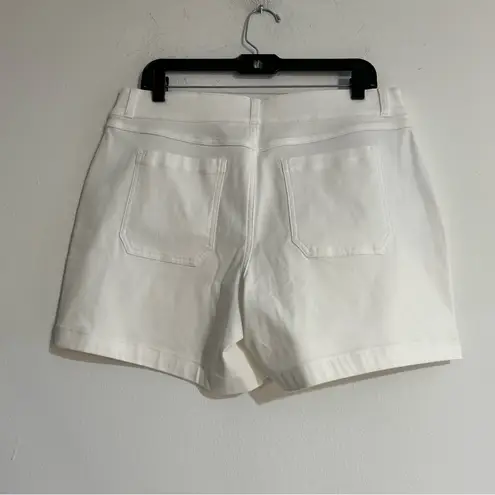 Spanx  Stretch Twill Shorts in White Size XL 6" - Image 4