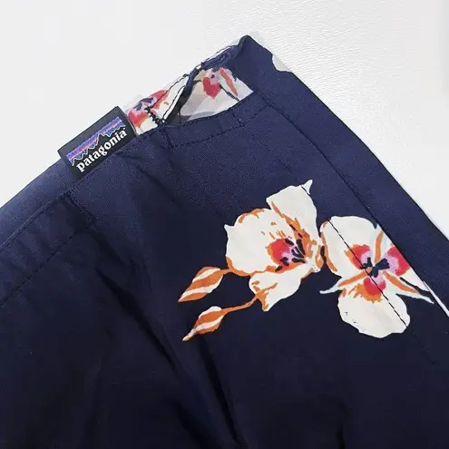 Patagonia  XS Barely Baggies Shorts Swim Blue Floral Pockets DWR Beach Surf Sport