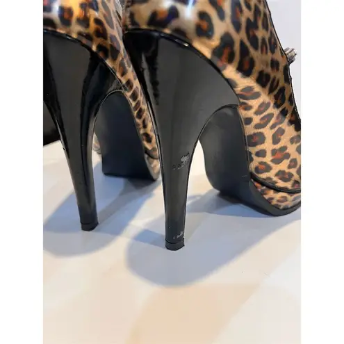 Pinup Couture Women's Cheetah Print Peep Toe Heels Size 6 Party Shoes Brown