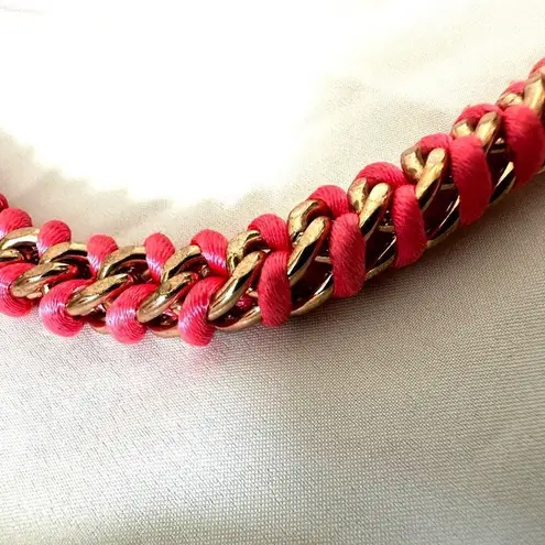 Twisted Pink and gold tone  chain necklace