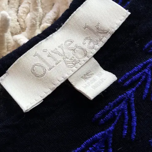 Olive & Oak Boho Embroidered Top Sz Small