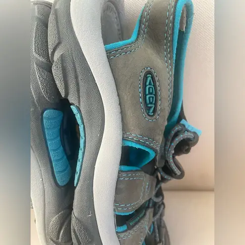 Keen Newport H2 Womens Size 7 Gray Blue Beach Walking Outdoor Sandals Shoes