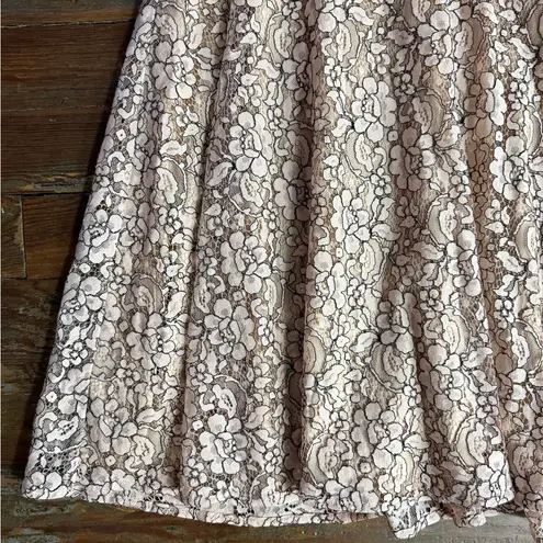 Eliza J NWT Cream Floral Lace Fit and Flare Ruched Sleeve Dress ~ Size 8 💚🍄