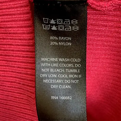 House of Harlow 1960 Ribbed Midi Skirt Set in Hot Pink