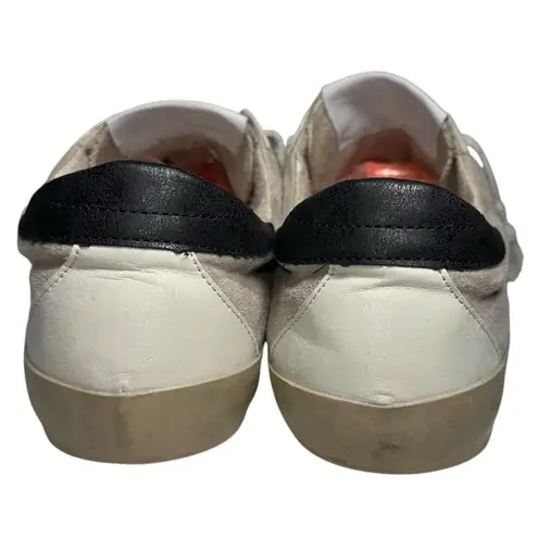 Corina Women’s Size 41 10.5 Taupe White Navy Blue C Distressed Low Top Sneakers Gray