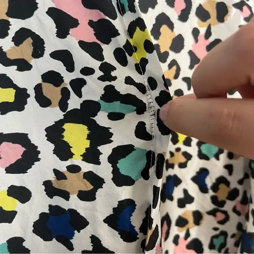 Vilagallo Silk Ski animal print crossword button down blouse size 38 White