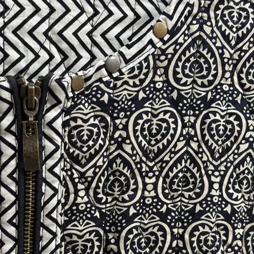 Women’s Black, Tan and White Quilted Zip Front Jacket by Tribal, NWT, Size TG/XL Black