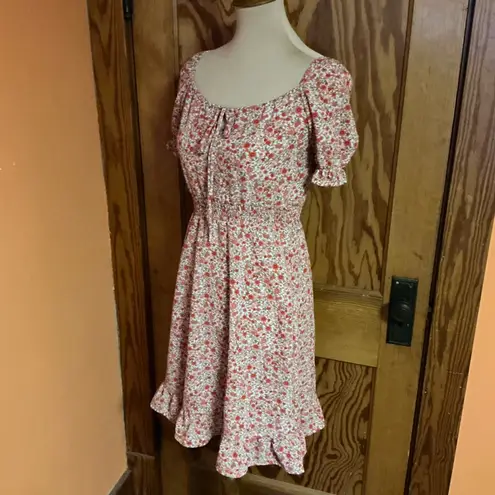 Monteau feminine floral ruffled dress