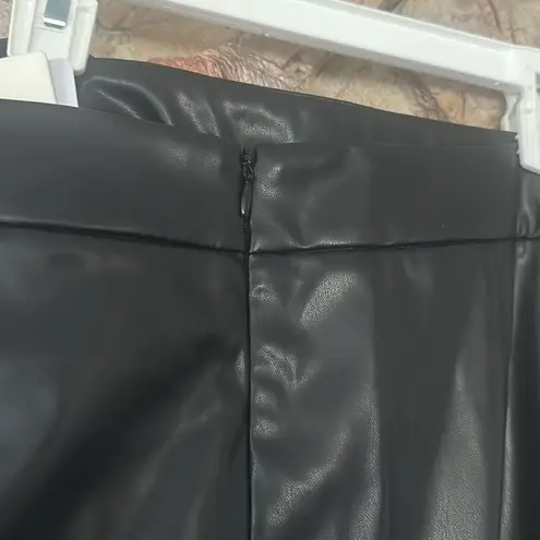 Commense Pleated Split PU Leather Skirt size L Black Size L