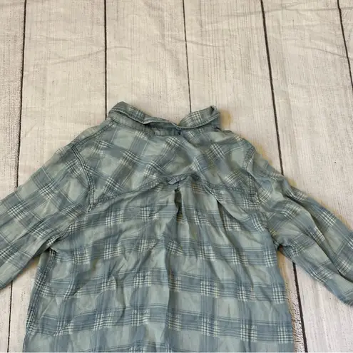 Be cool size large blue plaid long sleeve tie front button shirt