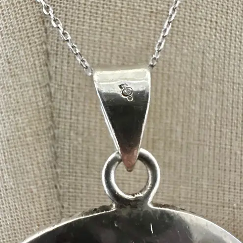 Amber Gemstone Pendant ā 925 Sterling Silver Setting, Natural Baltic Amber Jewel