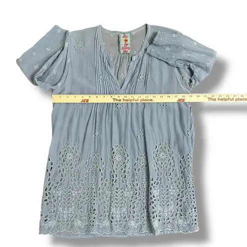 Johnny Was Slate Gray Eyelet Embroidered Tunic Top Boho Peasant Blouse Small