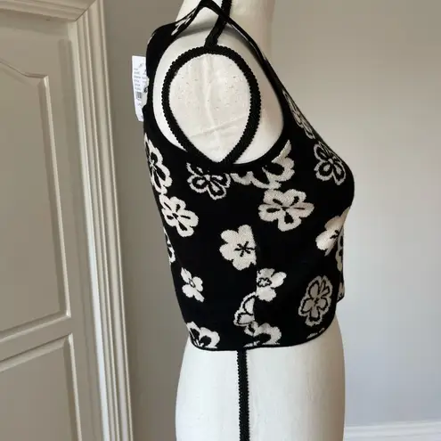 LA Hearts L.A. Hearts new with tag floral sweater tank top in a size large