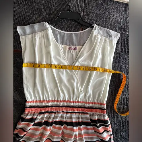 Emmelee Striped Dress cream & Peach Size MEDIUM— Chic Look.