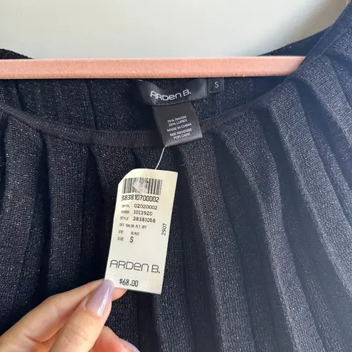 Arden B off the shoulder pleated knit lurex top in black & silver size small NWT