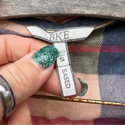 BKE Buckle Pink Yellow Blue Easy Fit Flannel Button Down Long Sleeve Shirt SMALL