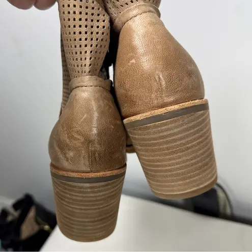 Sofft NWOB Chantey Italian Leather Tan Booties Boots (size 8.5)