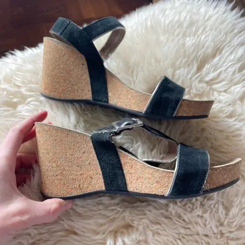 ◾️ Cordani Black Leather Cork Platform Wedge ◾️ Size 8