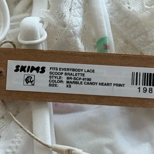 SKIMS Skim Fits Everybody Lace Scoop Bralette Marble Candy Heart Print Size XS