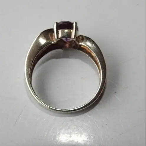 Exquisite Women's Amethyst & Silver Birthstone Ring, Size 8 3/4 Purple