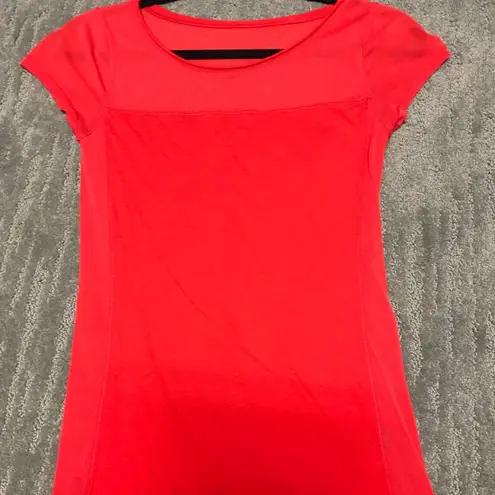 EXPRESS  RED sheer tee