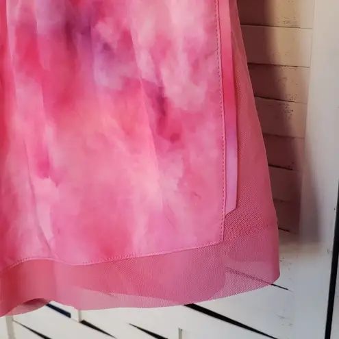 IVL Collective shorts! race pace fusia pink tie dye running woman shorts size 6!