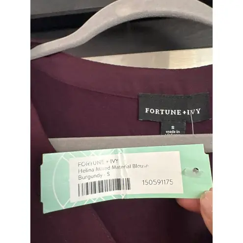 Fortune + Ivy Stitch Fix Helina Blouse Small Burgundy Short Sleeve NWT