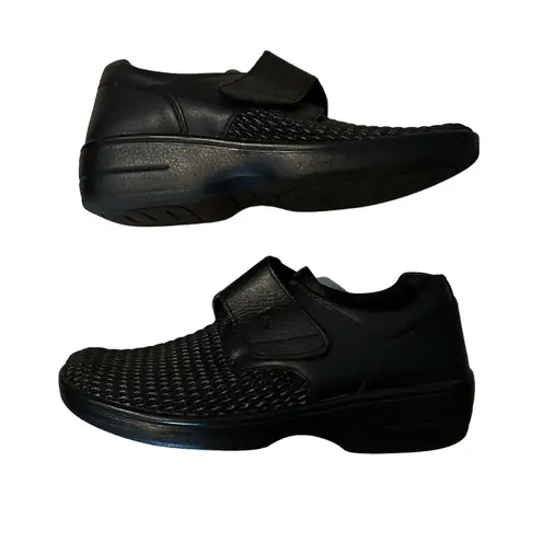 Propet Black Olivia Stretchable Diabetic Orthopedic Hook & Loop Closure 6.5 Shoe