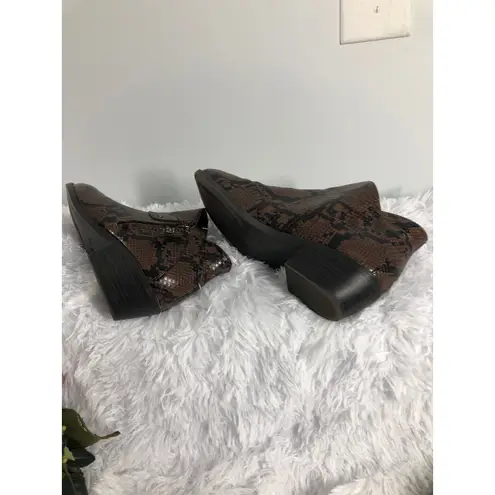 SO  Angelfish Women's Ankle Boots Brown Snake Print 6M Zipper Side Block Heel - Image 5