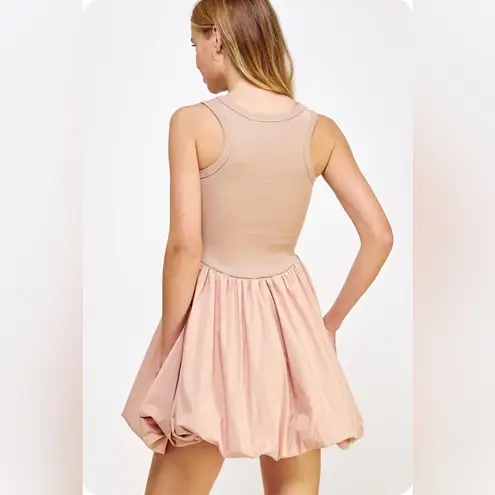 Strut & Bolt NWT  knit contrast balloon poplin mini dress.