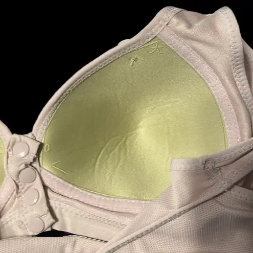 Beautiful lavender lace bra with snap front buttons. NWT. Purple Size undefined - Image 7