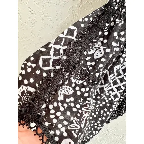 Elodie Poupette St. Barths Cap Sleeves Button Front Romper Black Garden Women XS