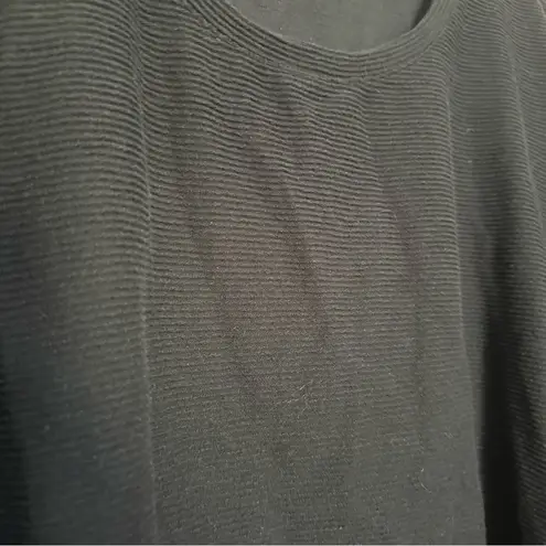 EVRI Black Relaxed Ruffled Short Sleeve T