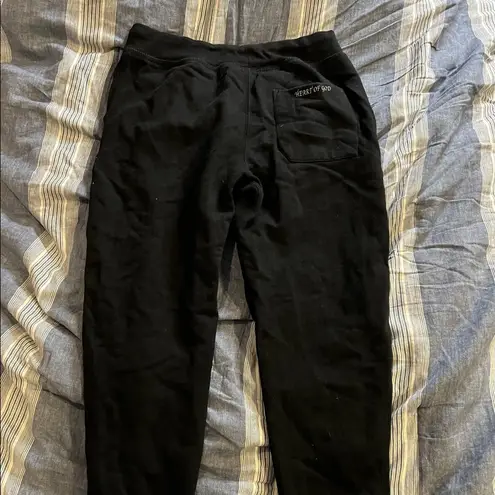 Heart of God LG black logo tie string sweat pants