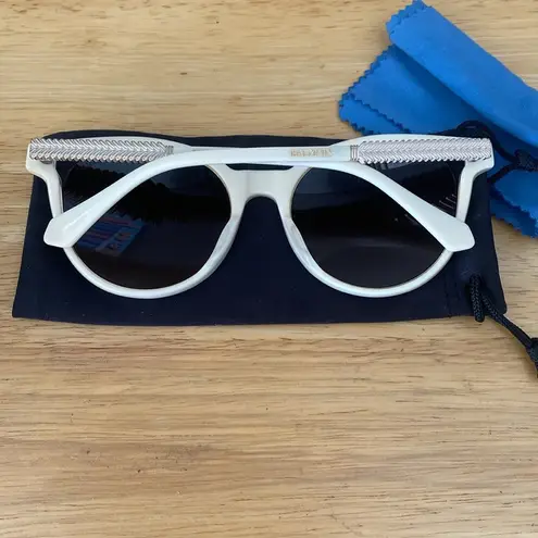 Balmain  BL2507 Round Sunglasses in White Acetate Cream