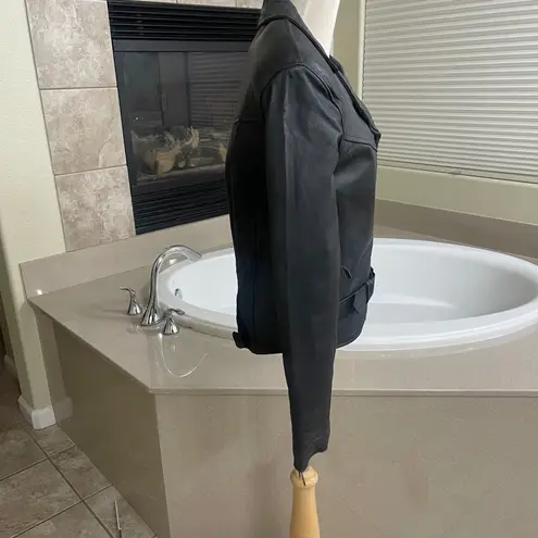 Milwaukee Legend Gear Womens XS Black Leather Motorcycle Jacket Biker pre owned