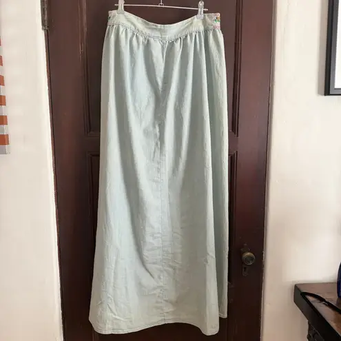 90s Vintage DENIMLAND Floral Embroidered Maxi Button Front Jean Skirt Medium Blue