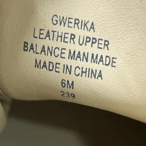 Erika GUESS Gwerika Black Peep-Toe High heels Sandals – Women’s Size 6 M Leather Upper