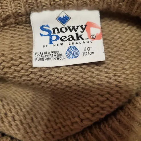 Snowy Peak 100% Wool Sweater with Embroidered Patches Tan Size XL