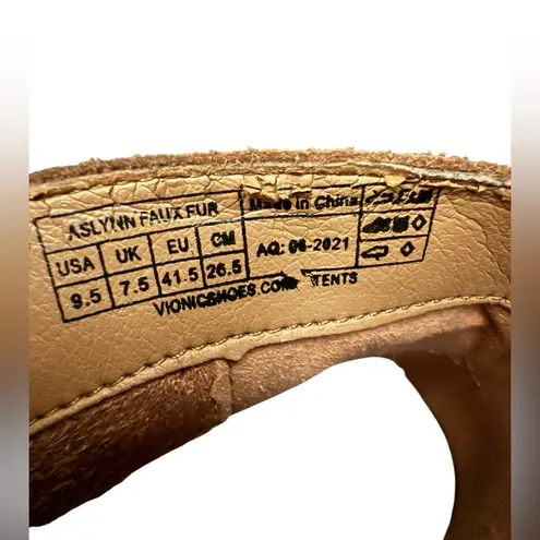 Vionic Aslynn Sz 9.5 lug sole Sherpa lined water repellent boots orthotic shoes