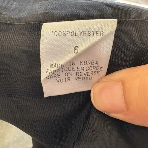 Elie Tahari Vintage Tahari Black Sleeveless Shift Dress Size 6 Knee Length Career wear