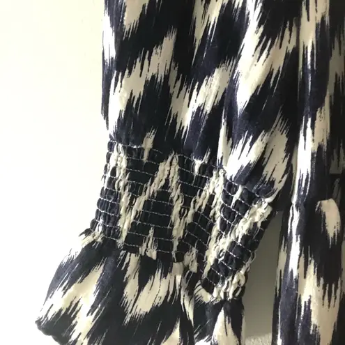 Tuckernuck Pomander Place Kenzo Dress in Navy Blue and White Ikat Size XXL