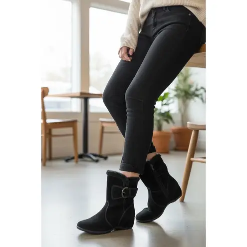 Brilliant Womens Size 8 Black Suede Leather Ankle Snow Boots Zipper Winter