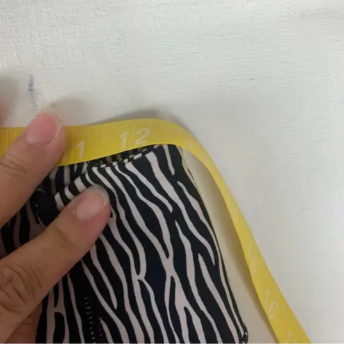 J. McLaughlin  women's medium Black white Zebra Print Leggings pockets